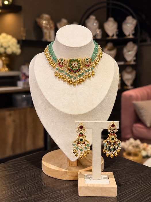 Amira Necklace Set